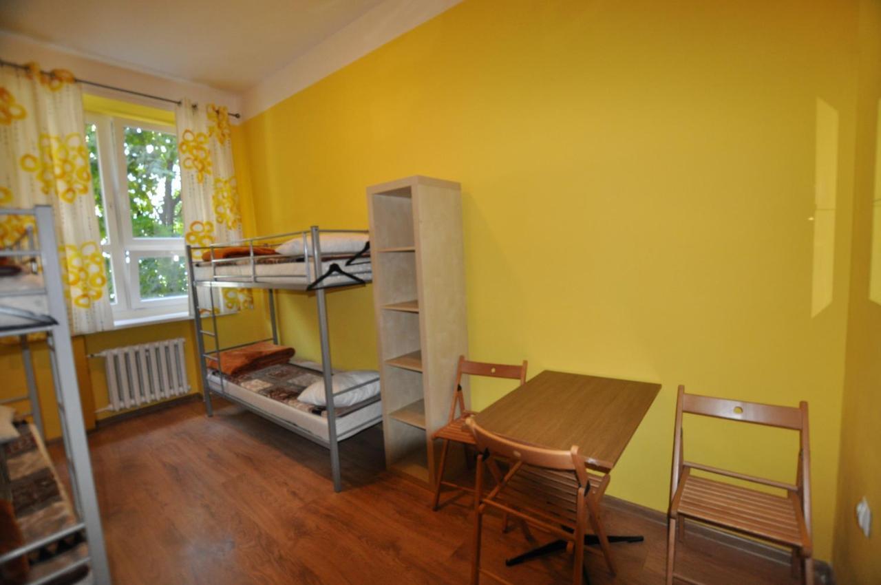 Sm Oleandry Hostel Krakow Ngoại thất bức ảnh